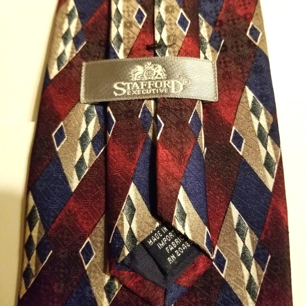 Stafford Exec Tie Woven USA Import Silk Tipped Bar & Slip String Red Blue 54